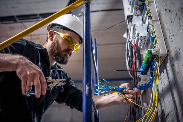 Best Licensed Electrician  in Zwolle, LA